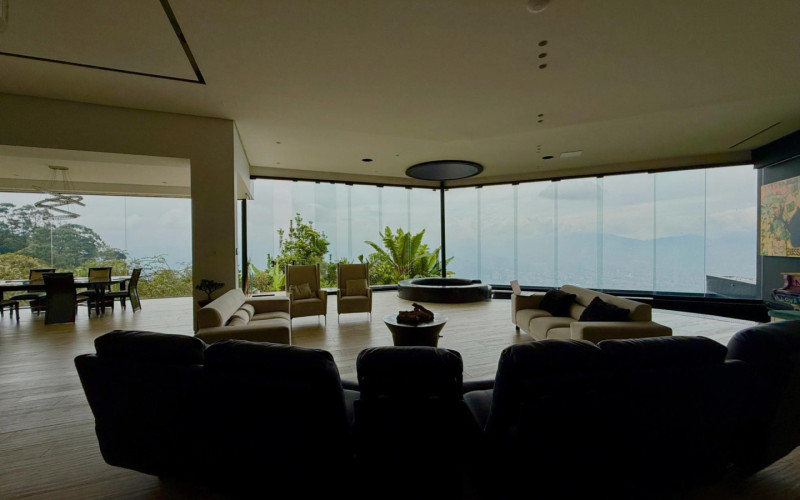 Casa en Medellín en Las Palmas