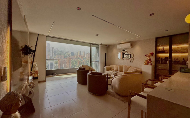 Apartamento en Medellín en Ciudad del Rio