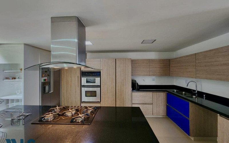 Apartamento en Medellín en Altos del Poblado