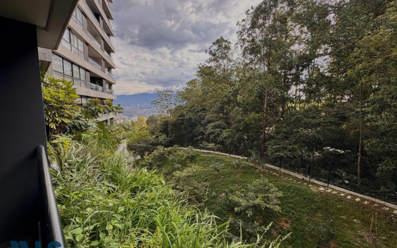 Apartamento en Medellín en Altos del Poblado