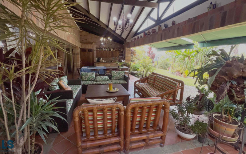Casa en Rionegro en Aeropuerto