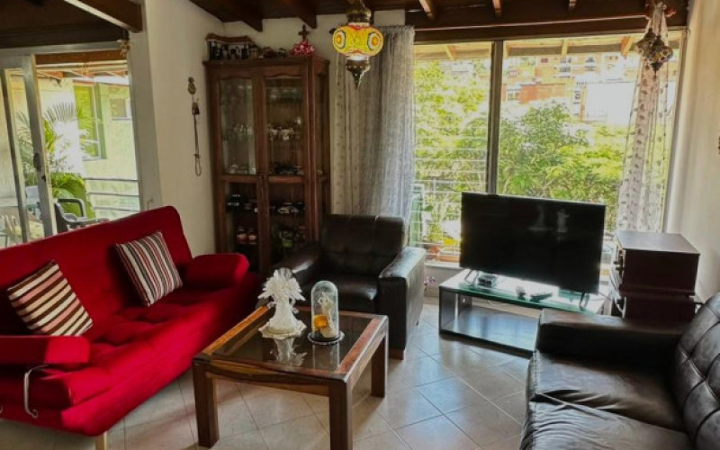 Casa en Medellín en La Floresta