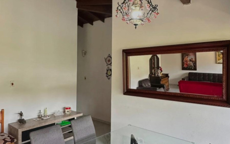 Casa en Medellín en La Floresta