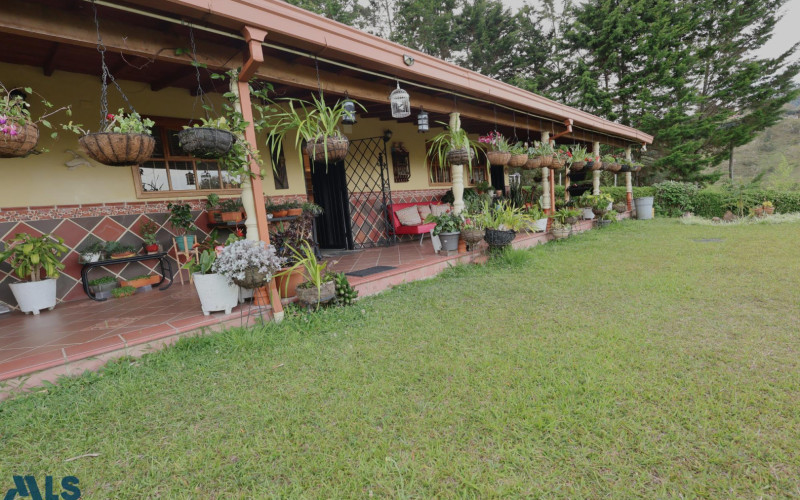 Finca Recreativa en Guarne en V. Chaparral