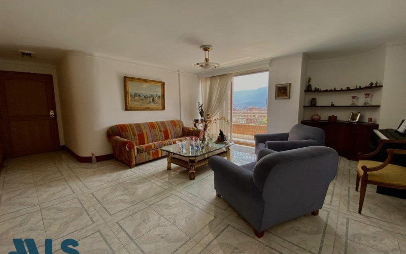 Apartamento en Medellín en Laureles
