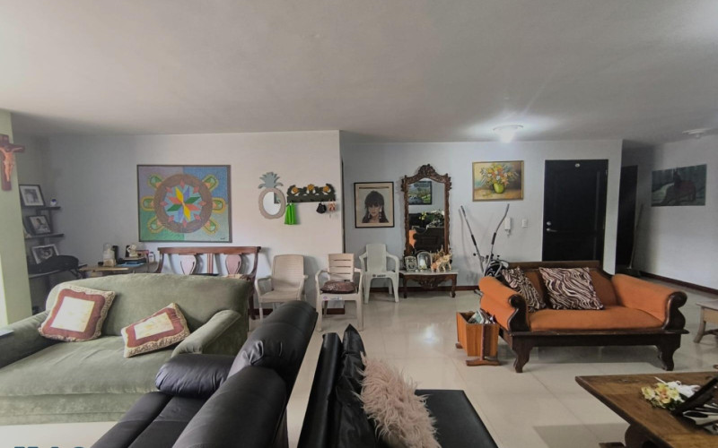 Apartamento en Medellín en Laureles