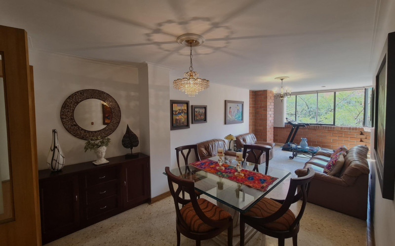 Apartamento en Medellín en Laureles
