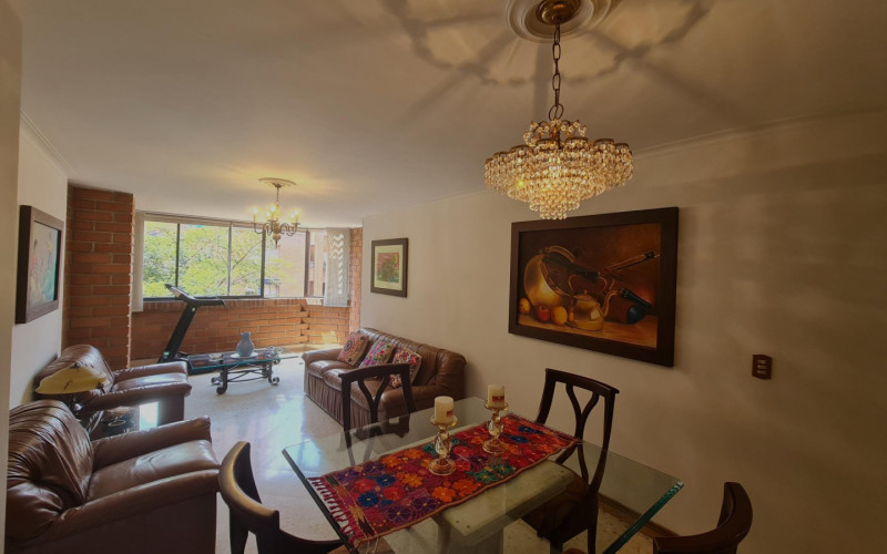 Apartamento en Medellín en Laureles