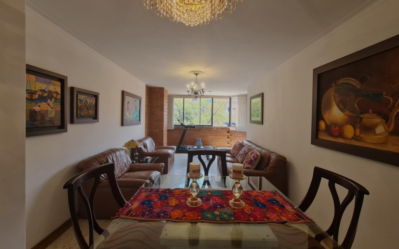 Apartamento en Medellín en Laureles