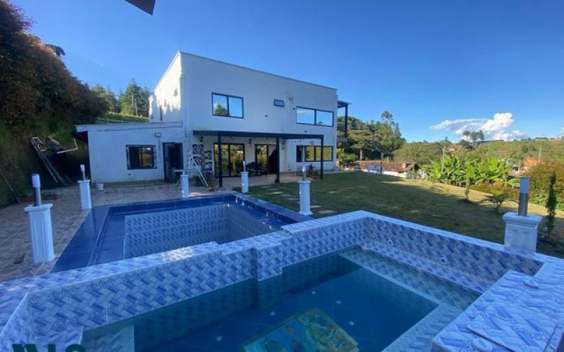 Casa en Rionegro en Aeropuerto