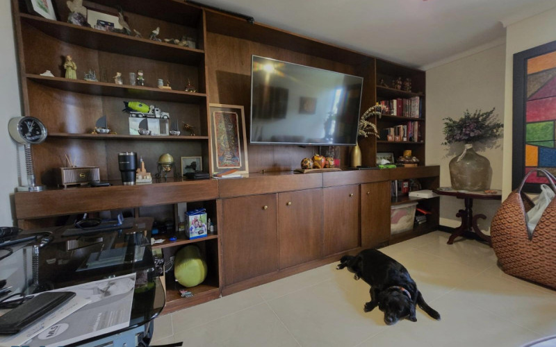 Apartamento en Medellín en Oviedo