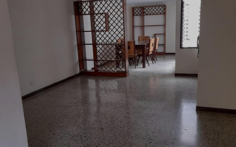Apartamento en Medellín en Laureles