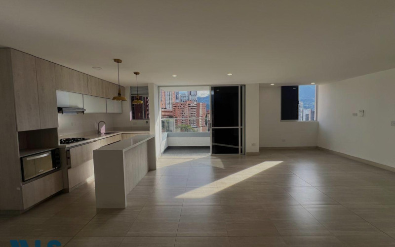 Apartamento en Sabaneta en Alto de Las Flores