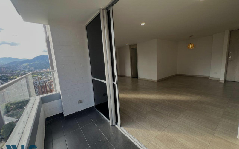 Apartamento en Sabaneta en Alto de Las Flores