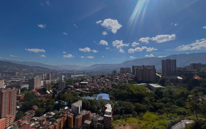 Apartamento en Sabaneta en Alto de Las Flores