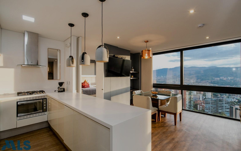 Apartamento en Medellín en Las Lomas Nº 1