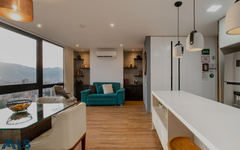 Apartamento en Medellín en Las Lomas Nº 1