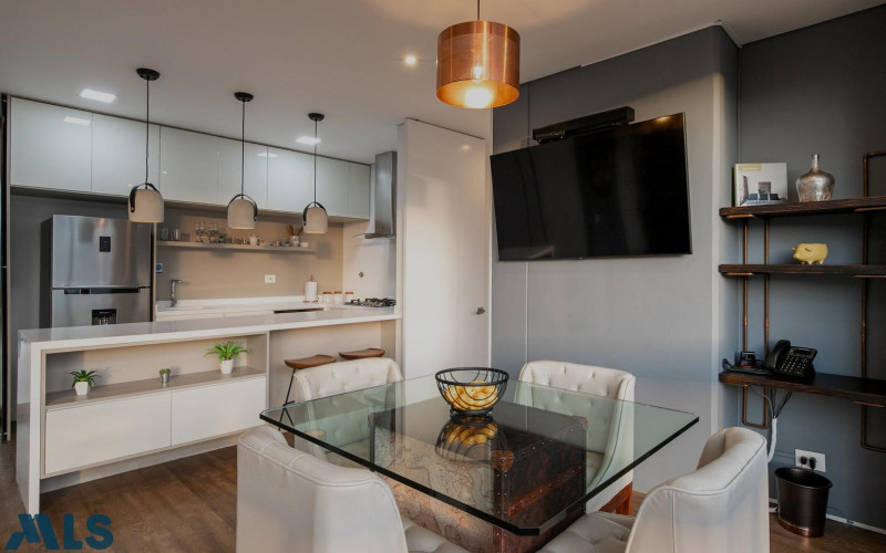 Apartamento en Medellín en Las Lomas Nº 1