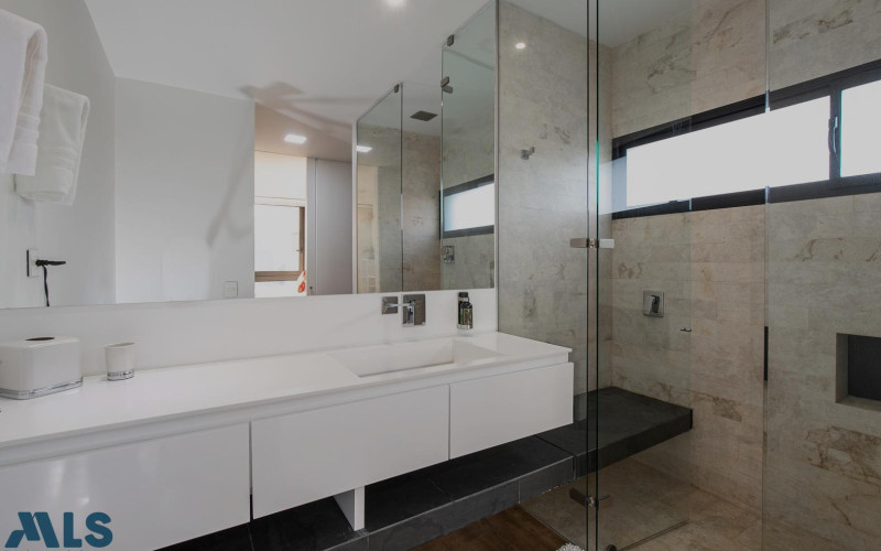 Apartamento en Medellín en Las Lomas Nº 1