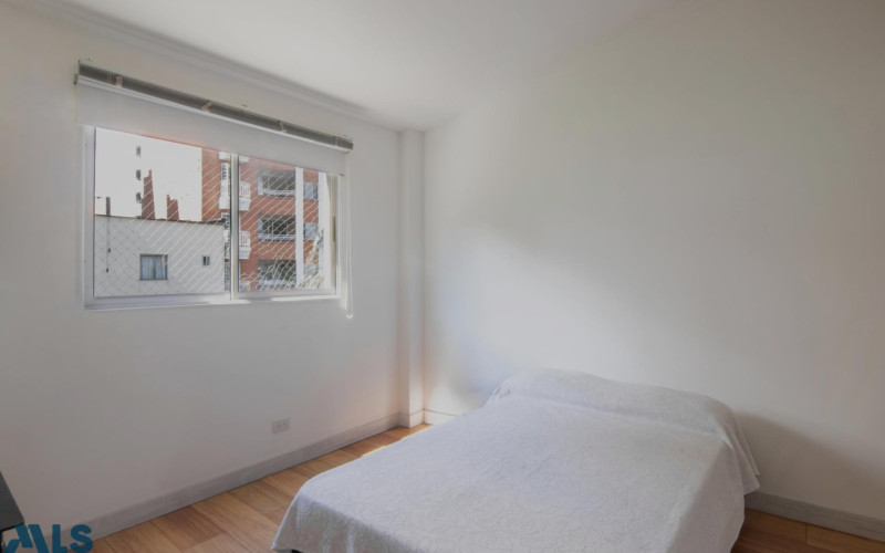 Apartamento en Medellín en Laureles