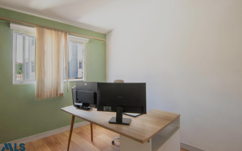 Apartamento en Medellín en Laureles
