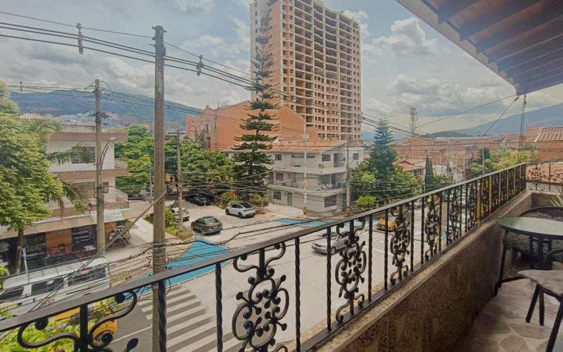 Apartamento en Medellín en Laureles