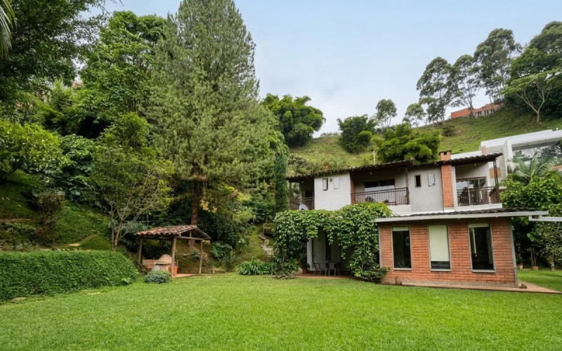 Monte Azul Country House – Luxury, Nature & Spacious Living in La Doctora, Sabaneta