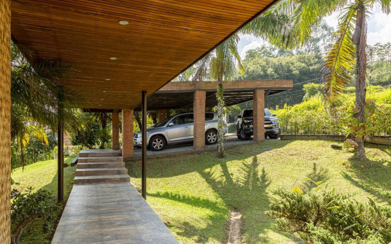 Luxury Country Home for Sale in Sabaneta, Medellín