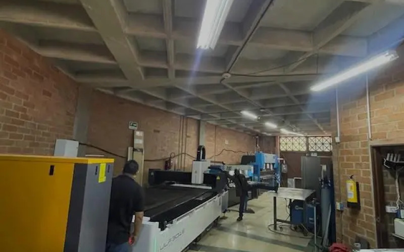 Bodega en Medellín en Barrio Colombia