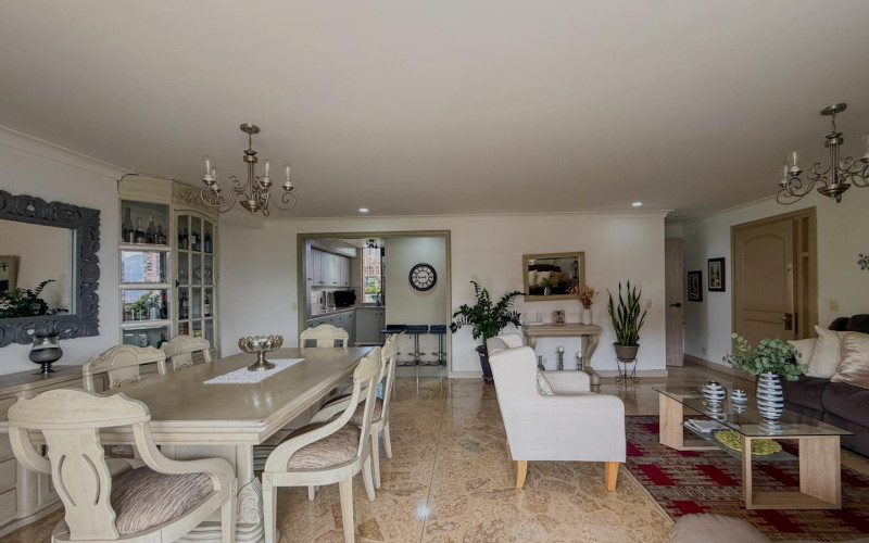 Apartamento en Medellín en Las Lomas Nº 1