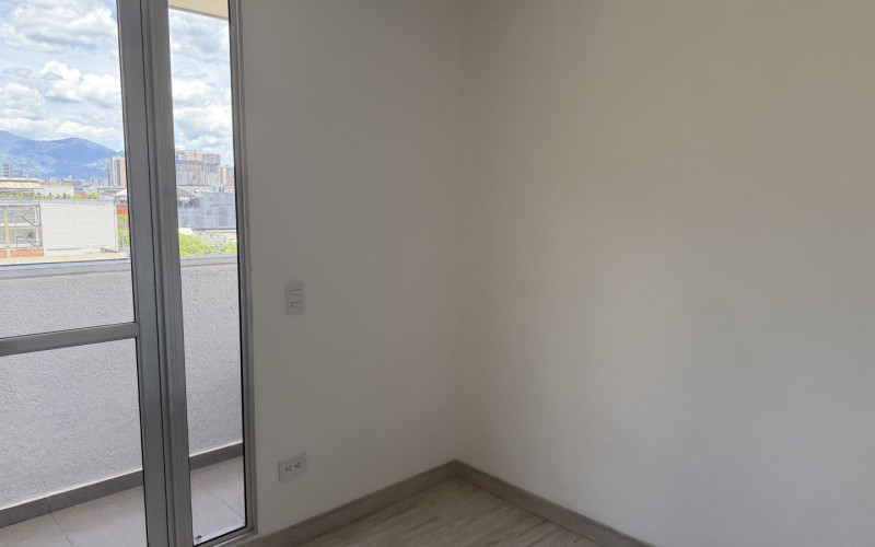 Apartment for Sale in San Diego, El Poblado | 57 sq m with Balcony & City View