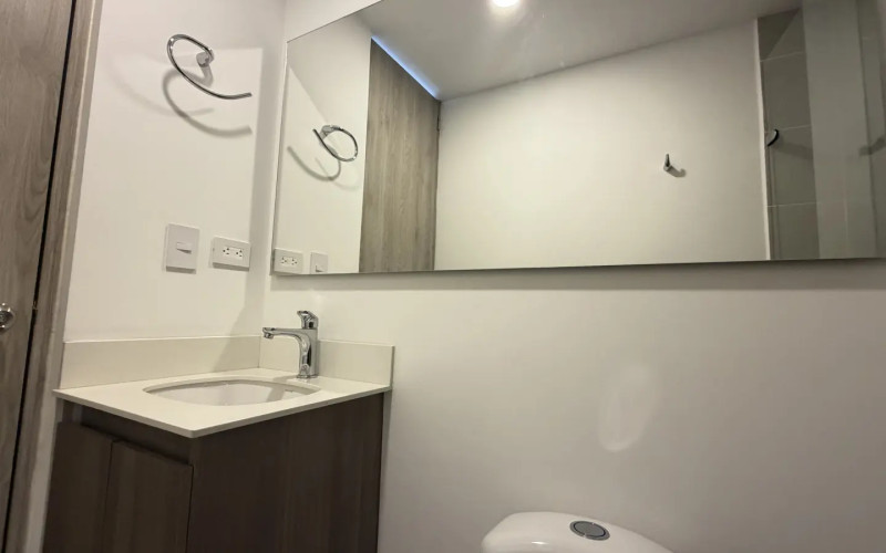 Apartment for Sale in San Diego, El Poblado | 57 sq m with Balcony & City View