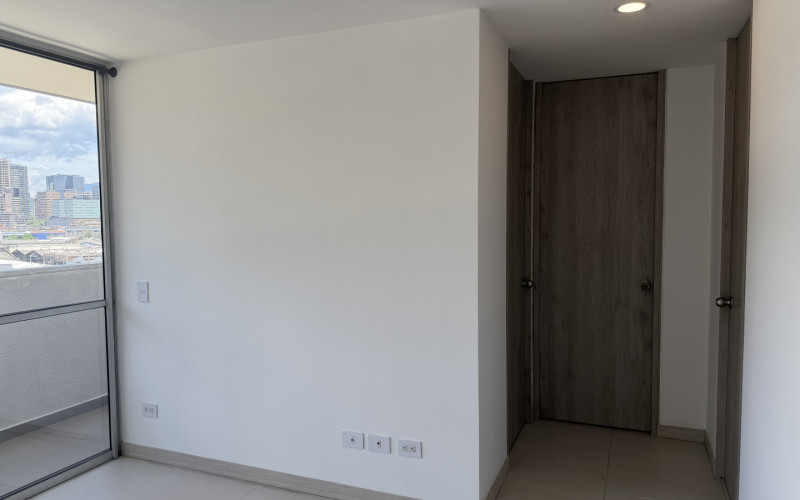Apartment for Sale in San Diego, El Poblado | 57 sq m with Balcony & City View