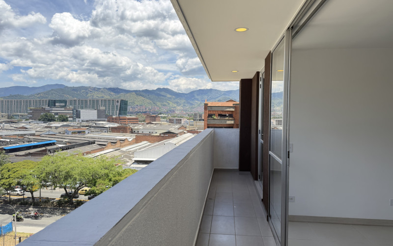Apartment for Sale in San Diego, El Poblado | 57 sq m with Balcony & City View