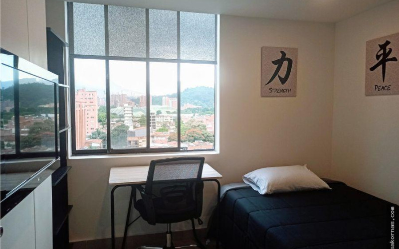 Remodeled Apartment for Sale in Laureles, Medellin | Turnkey Investment Opportunity