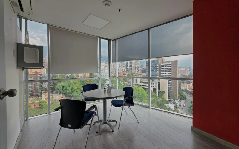 Oficina en Medellín en Manila