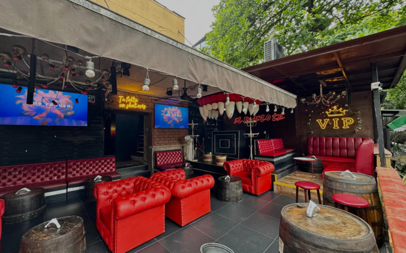 Local Comercial en Medellín en poblado 2