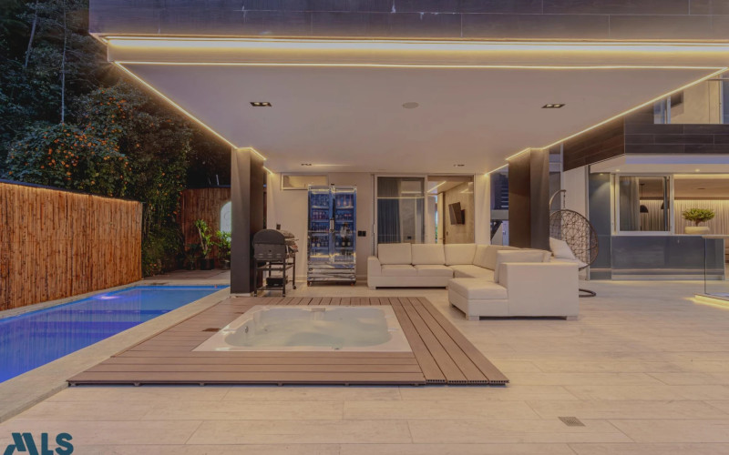 Casa en Medellín en Las Palmas