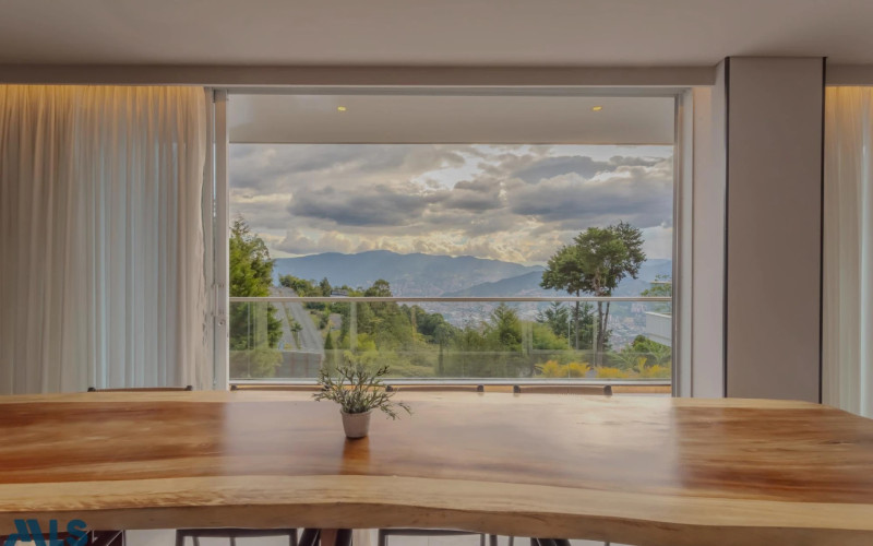Casa en Medellín en Las Palmas