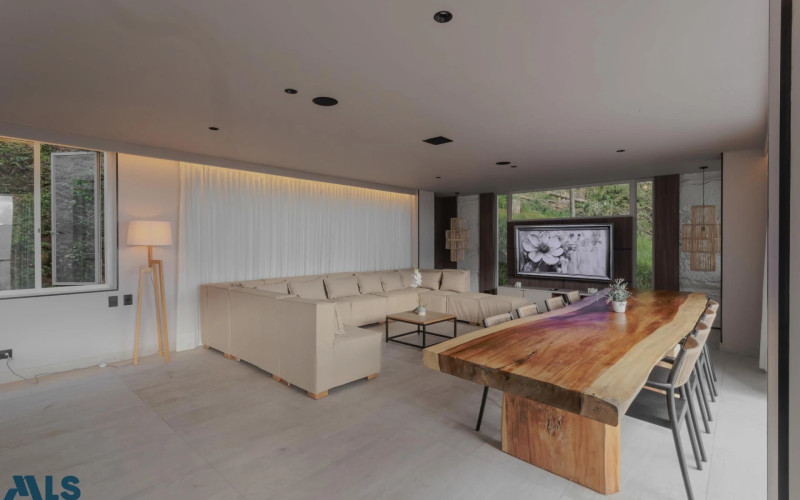 Casa en Medellín en Las Palmas