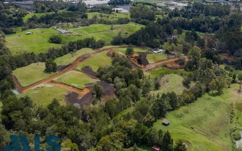 Lote Residencial en La Ceja en V. Las Lomitas