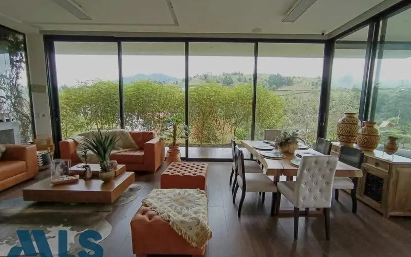 Casa en El Retiro en Pantanillo