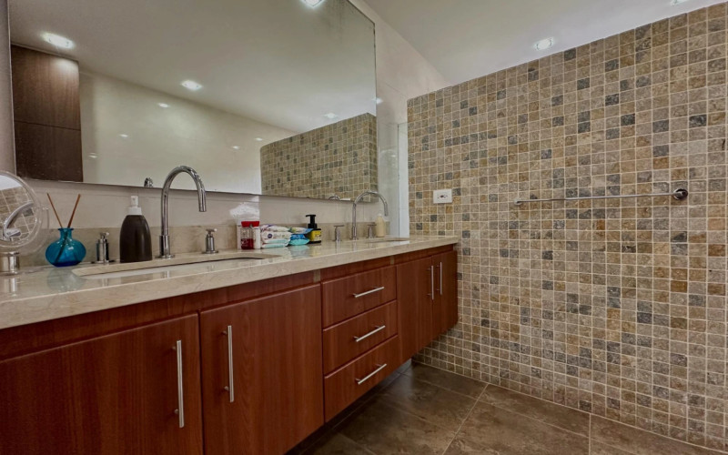 Casa en Envigado en Loma del Escobero