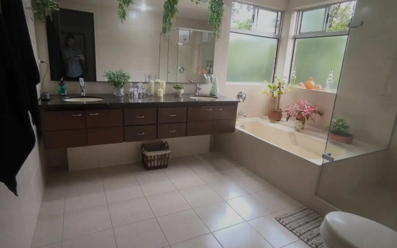 Casa en Envigado en Loma de Benedictinos