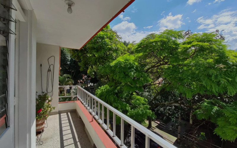 Apartamento en Medellín en Almería