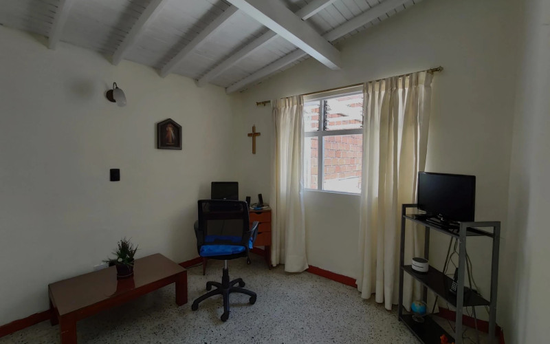 Apartamento en Medellín en Almería