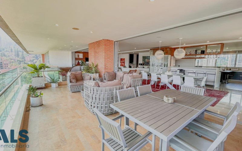 Apartamento en Medellín en El Poblado