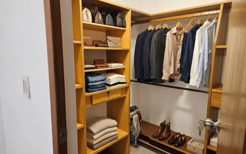 ¡Apartamento amoblado en Laureles con balcón y vista panorámica!  ARRIENDO $4.500.000 – ADMINISTRACIÓN INCLUIDA