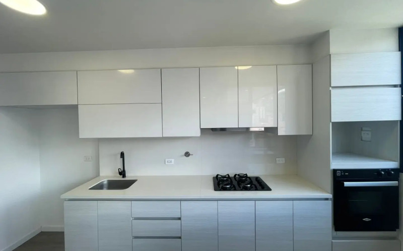 For Rent Elegant PH Apartment with Panoramic Views for Rent in Lalinde, El Poblado