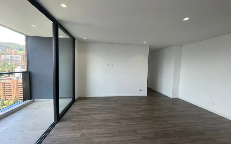 For Rent Elegant PH Apartment with Panoramic Views for Rent in Lalinde, El Poblado
